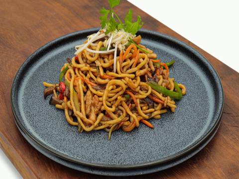 Fried Noodles with Shredded Chicken - Small