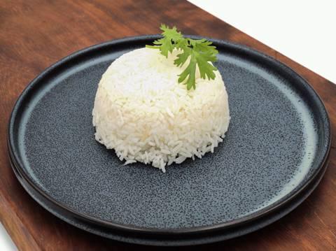 أرز مطهي على البخار