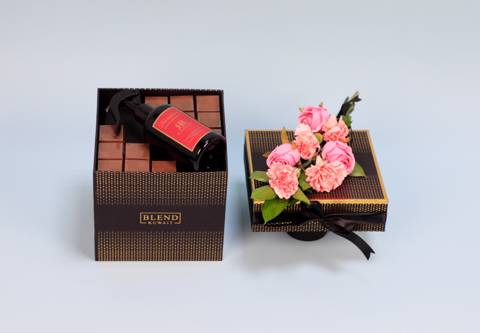 Sweet Roses with Perfume & Choco 15