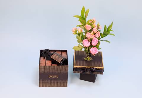 Sweet Roses with Perfume & Choco 18
