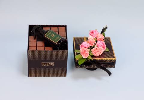 Sweet Roses with Perfume & Choco 8