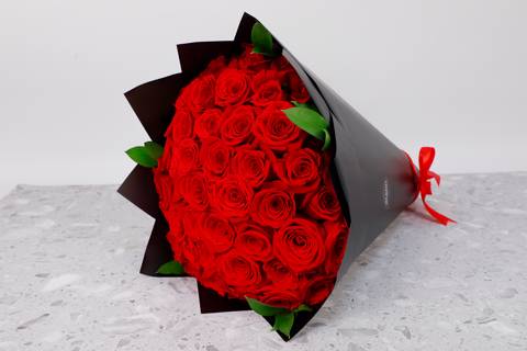 لوف بيتالز ٩