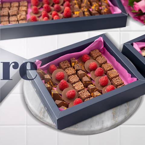 Signature Box