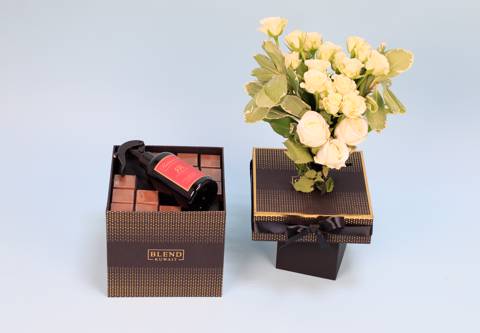 Love Roses with Perfume & Choco 13