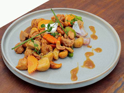 Sautéed Chicken with Cashew Nuts - Large