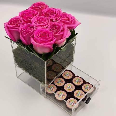 Chocolate Flower Box - 9 Pieces