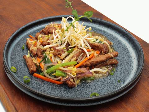 Pan Fried Shredded Beef with Mixed Vegetables