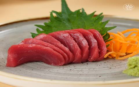 Akami Sashimi (blue fin Tuna)