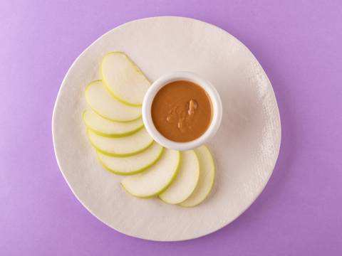 Apple Slices & Peanut Sauce