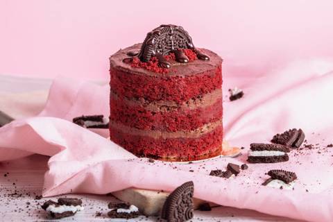 Baby Red Velvet Crunch Oreo Cake