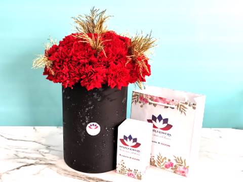 Black Perfume Vase