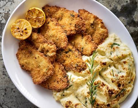 Chicken Escalope & Mashed Potatoes