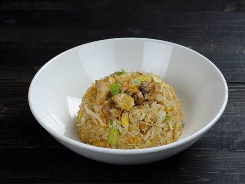 أرز مقلي بالدجاج