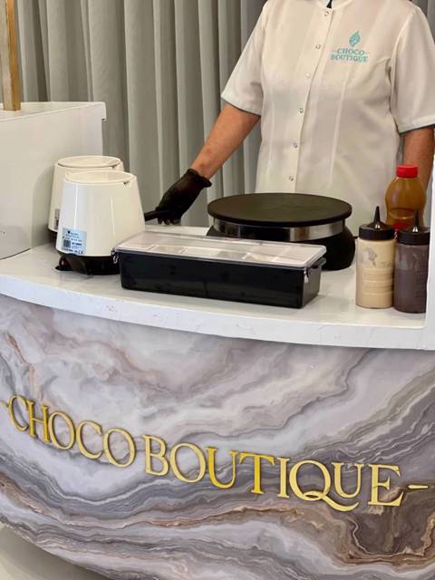 Crepe & Waffle Station for 40 Persons