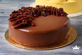 Chocolate Feuilletine Cake