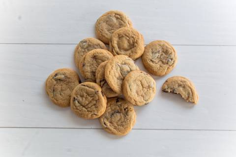 Fresh Chocolate Chip Cookies