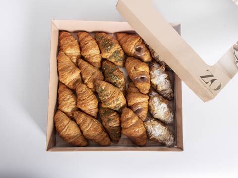 Croissants Box