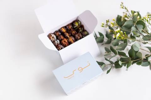 Date Pastry Box