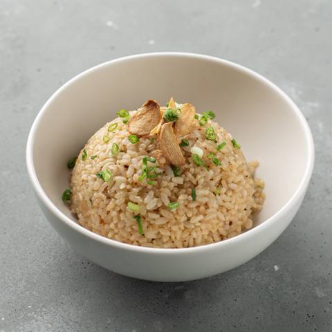 أرز مقلي بالثوم (ن)