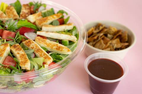 Grilled Halloumi Salad