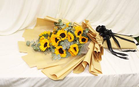 Sunflower Bouquet - Small