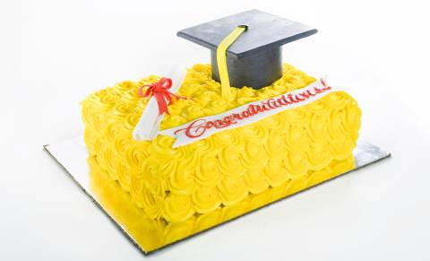 Graduation Hat Cake & Yellow Certificate