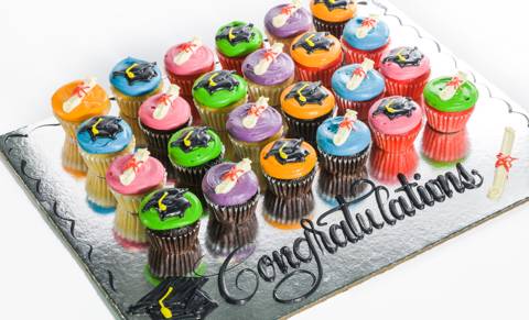 Mini Icing Graduation Cupcakes