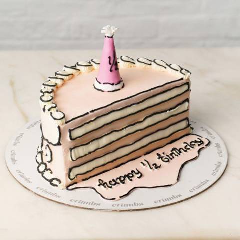 كيكة نصف السنة مع كوميك