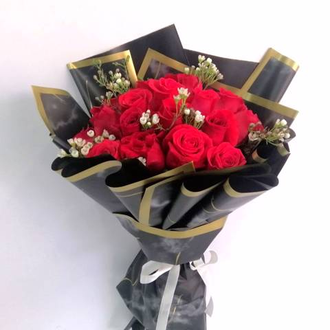 Red Bouquet 12