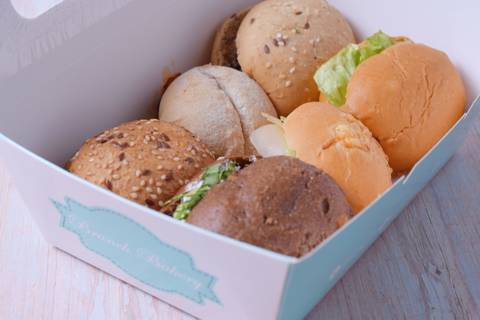 Petit Sandwiches Box - Small
