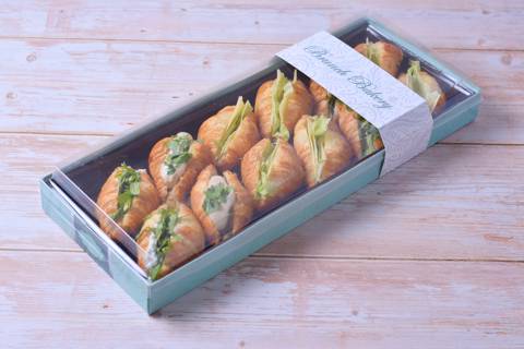 Stuffed Croissant Box - Medium