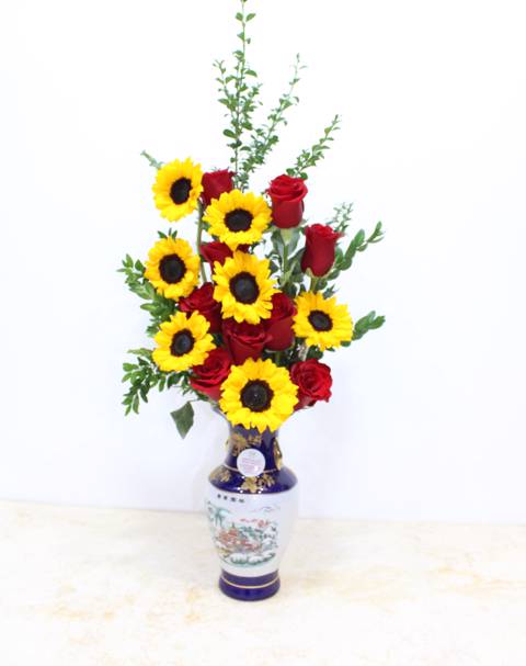 Sunflower Grand Vase