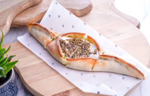 Labneh with Zaatar Pide