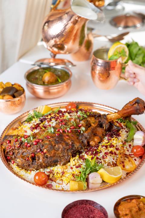 Lamb Shoulder for 5-6 Persons