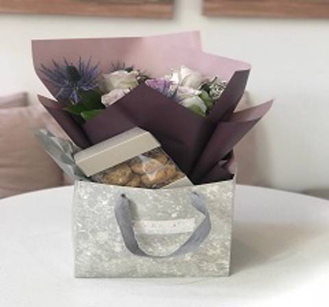 Bouquet with Cookies