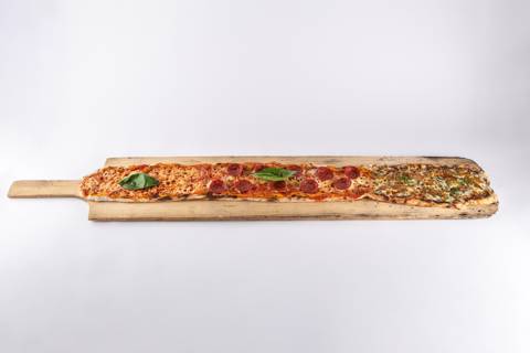 Classic Meter Pizza
