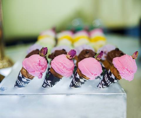 Mini Cups & Desserts for 80-100 Persons