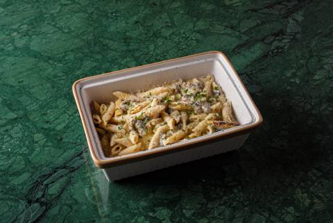 Penne Alfredo with Mushrooms