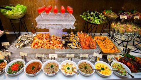 Seafood Buffet for 20 Persons