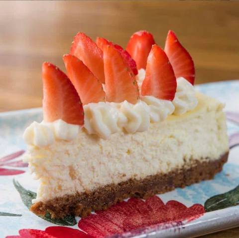 Cheesecake with Strawberry - 1 Piece