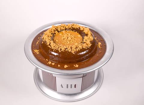 Chocolate Cake with Rahash in Hot Heater