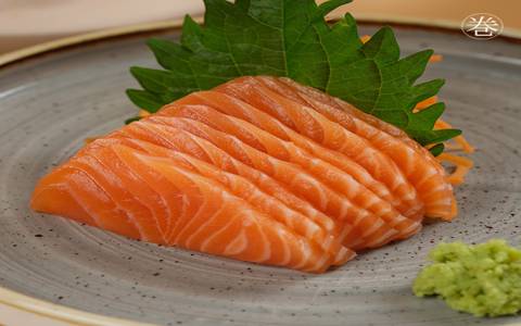 Shake (Salmon) Sashimi