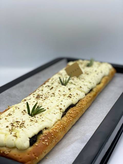بريوش اللبنة والسبانخ