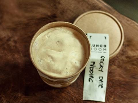 آيس كريم قطع الشوكولاتة