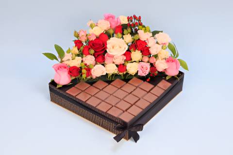 Ritzy Roses Gift 4