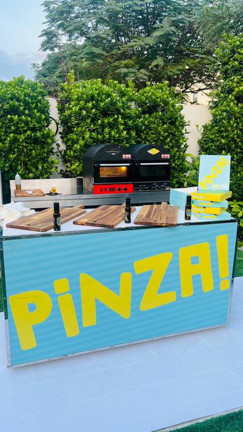 The Big One Pizza Station for 100-120 Persons