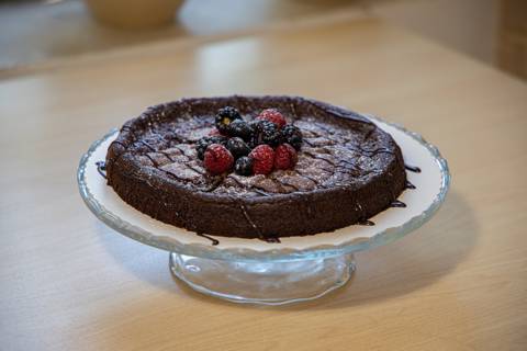 Whole Flourless Chocolate Cake